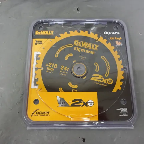 DeWALT DT20432 210MM X 30MM 24T TCT NAIL TOUGH SAW BLADE