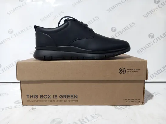 BOXED PAIR OF CLARKS LACE UP SHOES IN BLACK UK SIZE 6