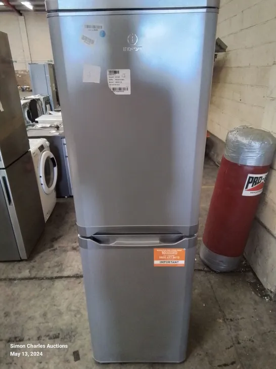 INDESIT 50/50 FRIDGE FREEZER IN SILVER 