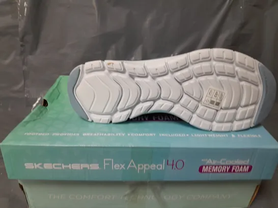 BOXED PAIR OF SKECHERS FLEX APPEAL 4.0 - SIZE 6