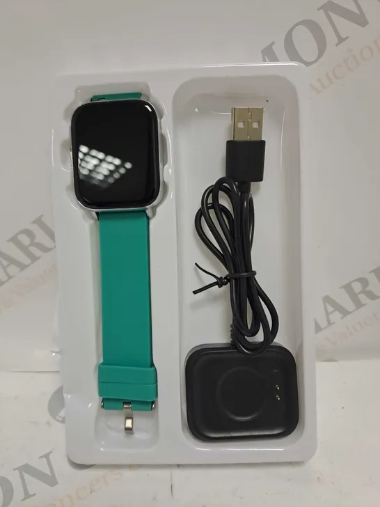 BOXED MOLOCY HEALTH TRACKING SMART WATCH 