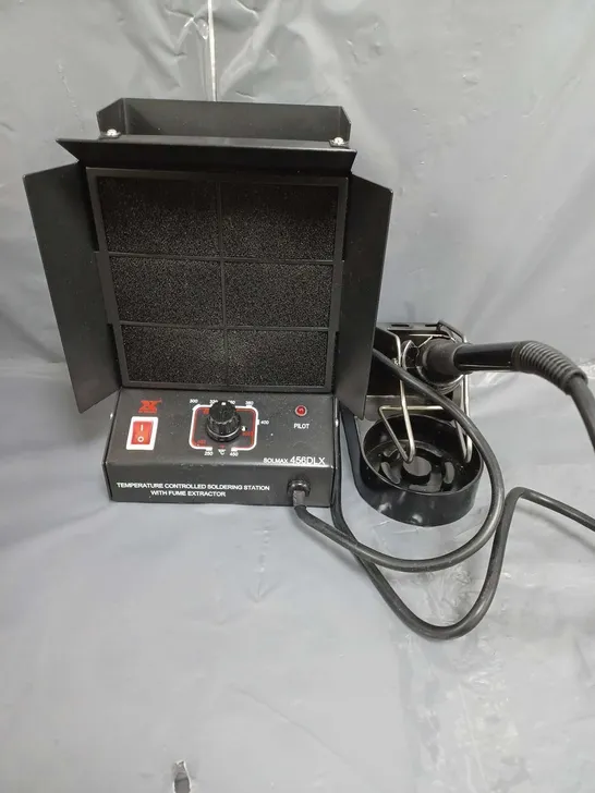 XYTRONIC 456DLX FUME EXTRACTOR WITH IRON 