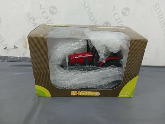 UNIVERSAL HOBBIES - MASSEY FERGUSON TRACTOR 6475