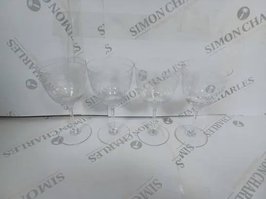 BOX OF 4 GLASSES