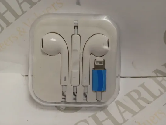 BOXED WHITE WIRED EARPHONES WITH LIGHTENING CONNECTION