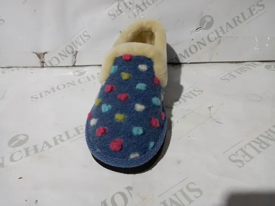 BOXED PAIR OF MOSHULU MULTICOLOUR SLIPPERS UK SIZE 3