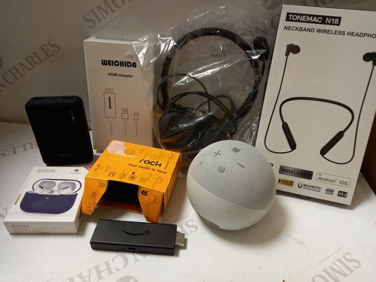 LOT OF APPROX 15 ASSORTED ELECTRICAL ITEMS TO INCLUDE AMAZON ALEXA, VIBE POWERBANK, HDMI APADTER, ETC