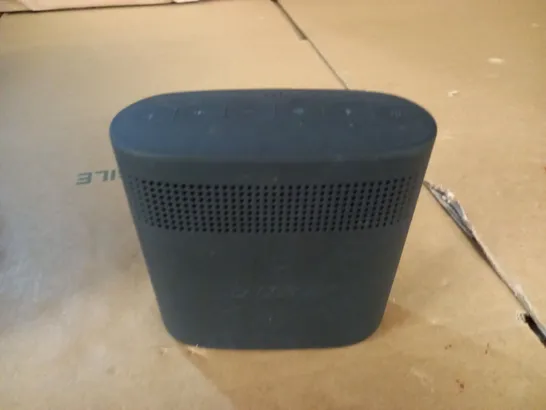 UNBOXED BOSE SOUNDLINK COLOR 2 SPEAKER