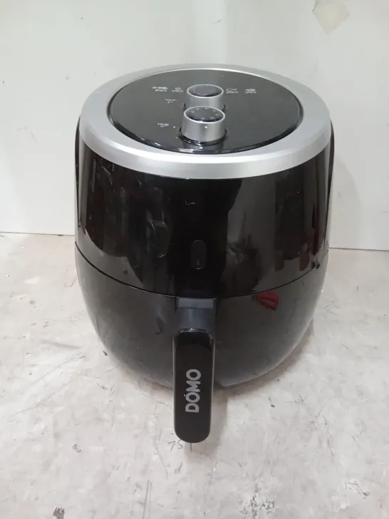 (FAULTY) BOXED DOMO DELI FRYER MULTIFUNCTIONAL OVEN