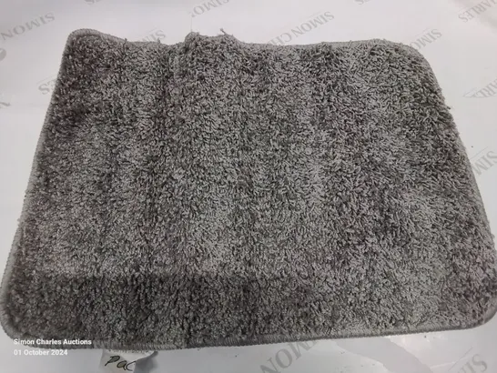 BRAND NEW PACO HOME 40X55CM GREY BATH MAT