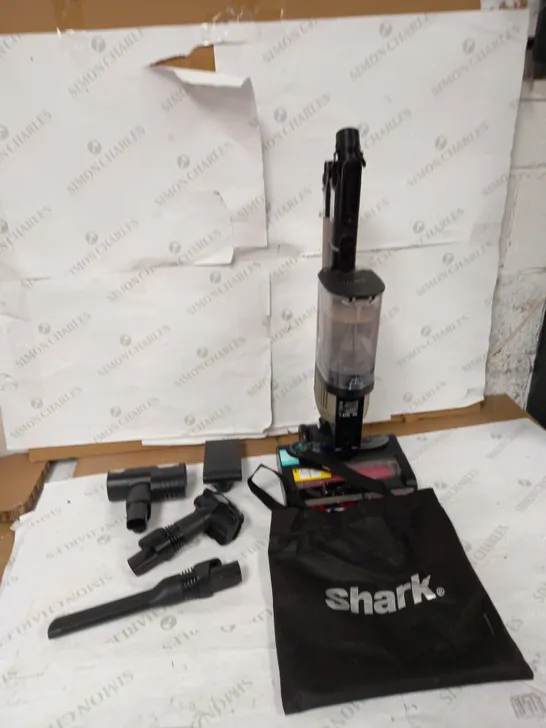 SHARK CORDLESS STICK VACUUM CLEANER PET PRO MODEL