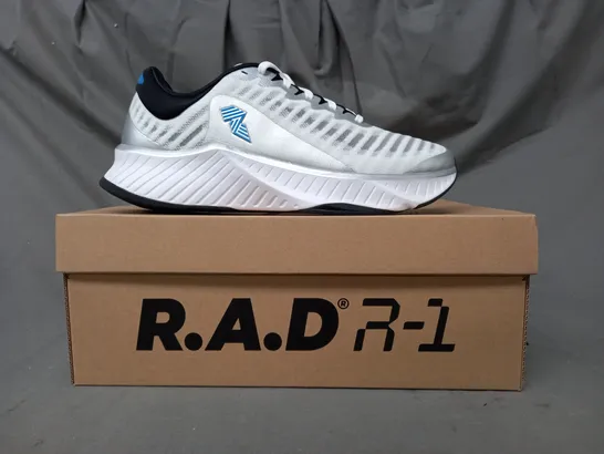 BOXED PAIR OF R.A.D. R-1 SHOES IN WHITE/METALLIC SILVER/BLUE UK SIZE 8.5