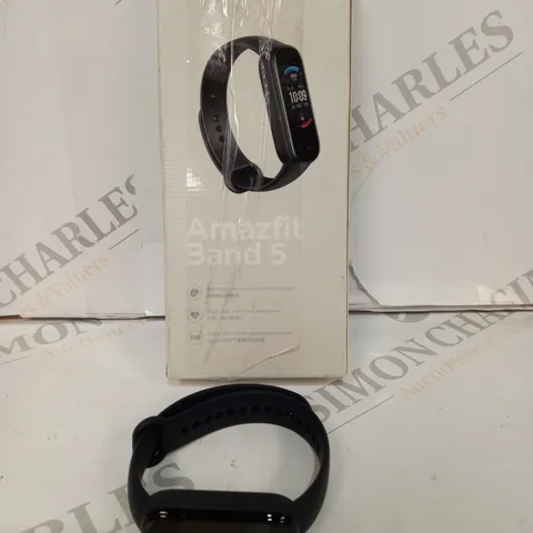 BOXED AMAZFIT BAND 5 SMART BAND/FITNESS TRACKERS WITH VOICE ASSISTANT 