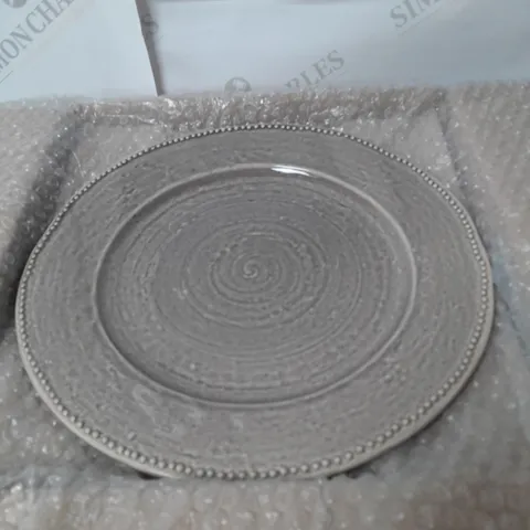 LOT OF 3 BOXES OF GREY DINNER PLATES. 4 PLATES PER BOX