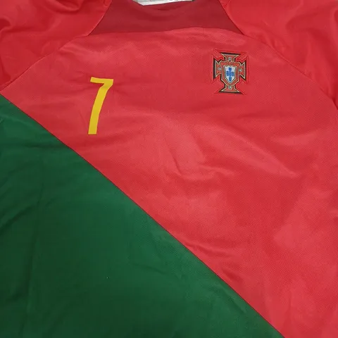 PORTUGAL NATIONAL KIT WITH RONALDO ON THE BACK SIZE 8.5