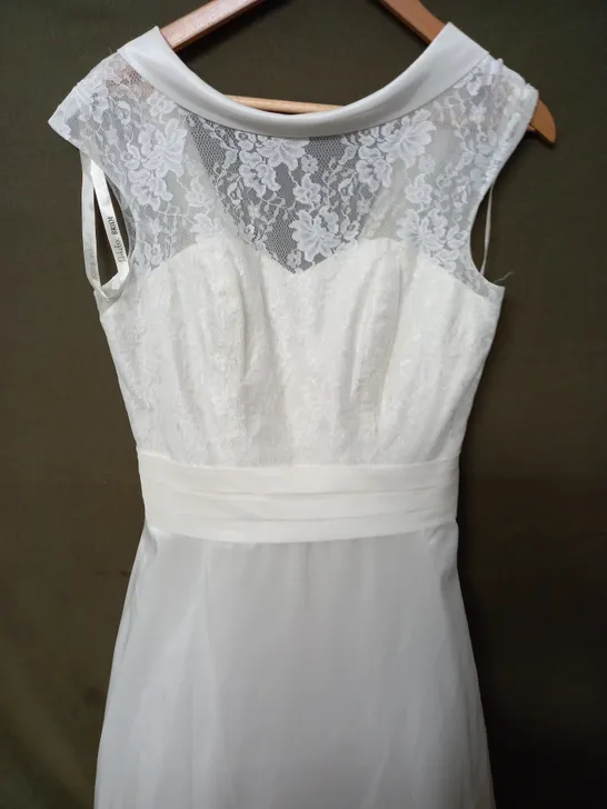 BERKETEX EMILY FOX LACE SHOULDERED WEDDING DRESS - 14