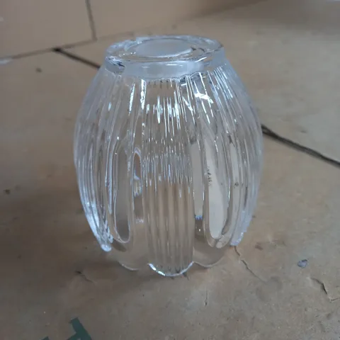 SMALL GLASS LIGHT SHADE