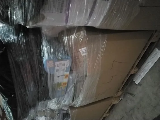 PALLET OF ASSORTED ITEMS INCLUDING DOWN AND FEATHER PILLOW INSERT, ELVIROS PILLOW, GENTLE NORTH PILLOW