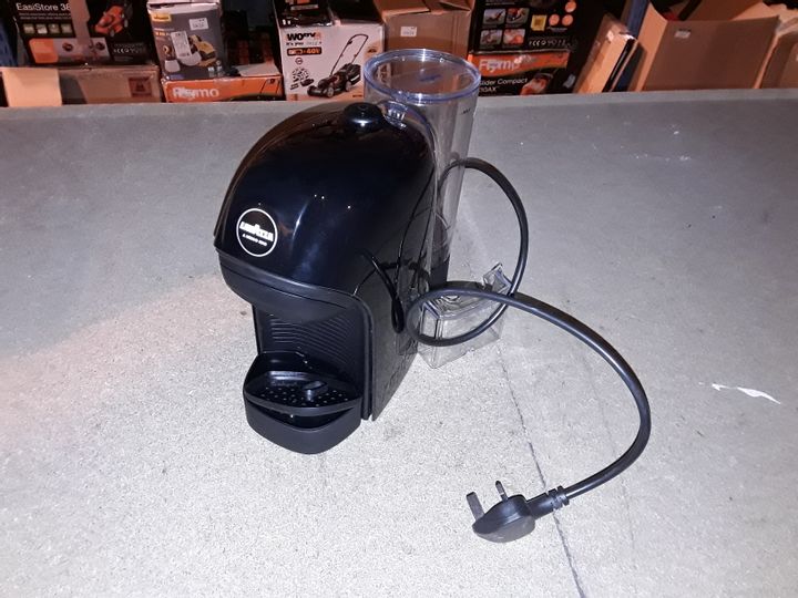 Lot 9160 LAVAZZA 18000175 MODO MIO TINY COFFEE MACHINE Simon Charles