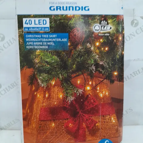 BOXED GRUNDIG CHRISTMAS TREE SKIRT