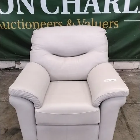 QUALITY BRITISH DESIGNED & MANUFACTURED G PLAN WASHINGTON 18 ARMCHAIR CAPRI CHALK LEATHER