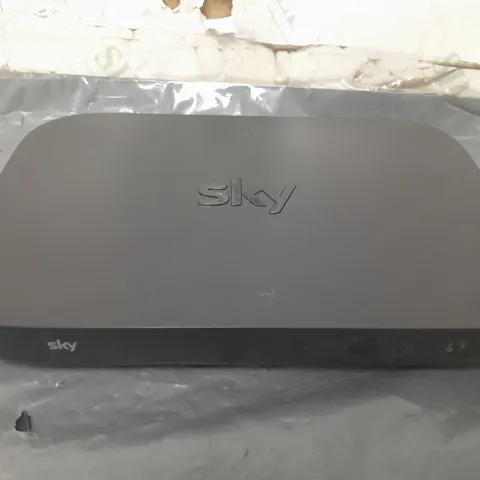 SKY EM150 Q MINI BOX