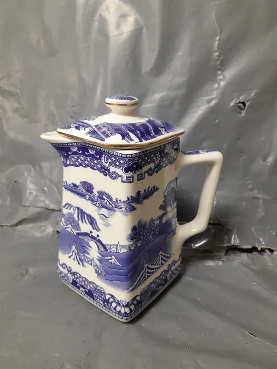 RINGTONS LIMITED MALING TEA MERCHANTS HOT WATER LIDDED JUG MADE IN NEWCASTLE UPON TYNE