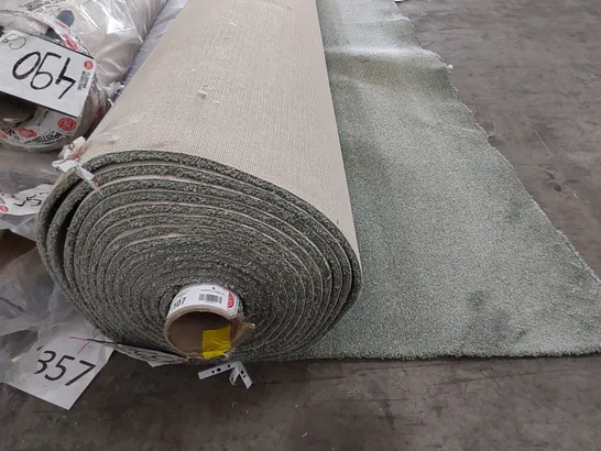 ROLL OF QUALITY WILLOW CARPET // SIZE: APPROXIMATELY 4 X 14m