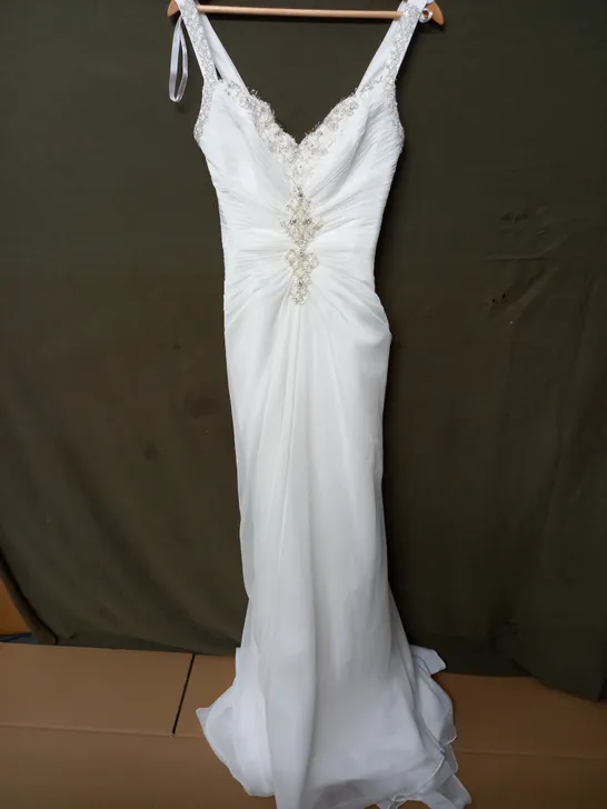 BEAUTIFUL EMBELLISHED WEDDING DRESS - UK 8