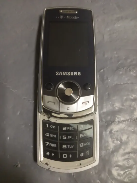 SAMSUNG SGH-700