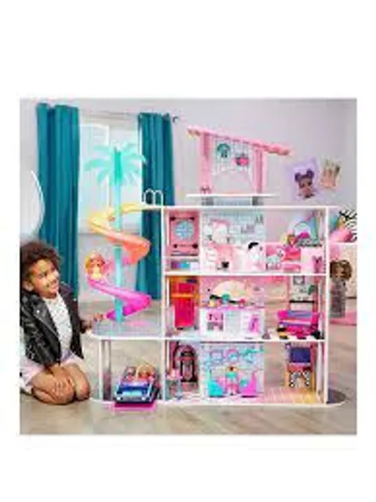 BOXED L.O.L. SUPRISE! OMG HOUSE OF SURPRISES-COLLETION ONLY RRP £159.99