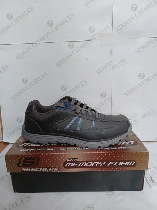 SKETCHERS RUNAWAY PIERCE SHOES IN CHARCOAL - UK 11