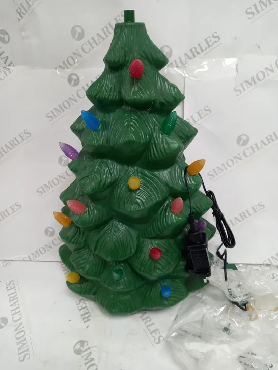 MR CHRISTMAS INDOOR OUTDOOR MOLDED CHRISTMAS TREE