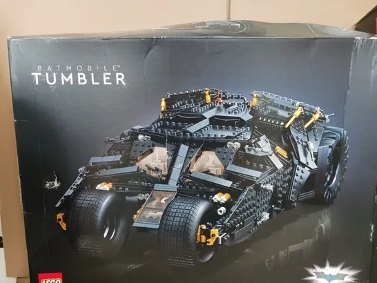 BOXED LEGO 76240 BATMAN THE DARK KNIGHT TRILOGY BATMOBILE TUMBLER 76240 RRP £229.99