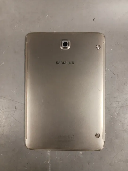 SAMSUNG SM-T713 ANDROID TABLET 