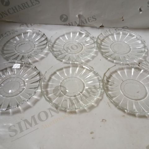 LOT OF APPROX 60 GLASS TEALIGHT HOLDERS 