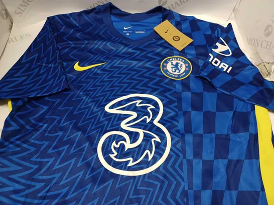 NIKE CHELSEA FOOTBALL MEN'S SHIRT - SIZE XL 