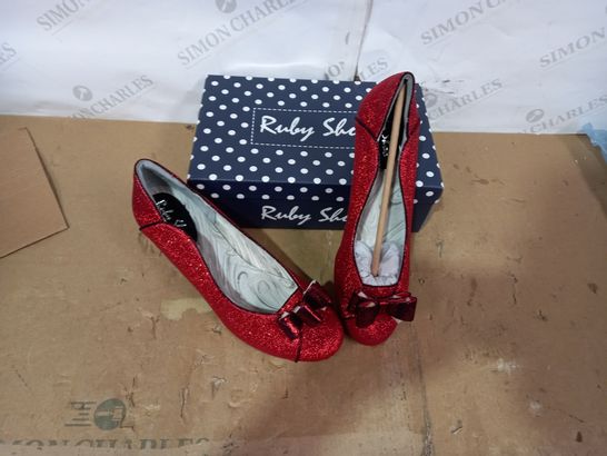 BOXED PAIR OF RUBY SHOO SIZE 8