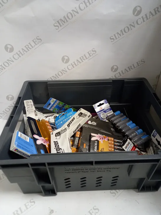 LOT TO CONTAIN APPROX. 40-50 PACKS OF BATTERIES, QUANTITY PER PACK & BRANDS VARY 