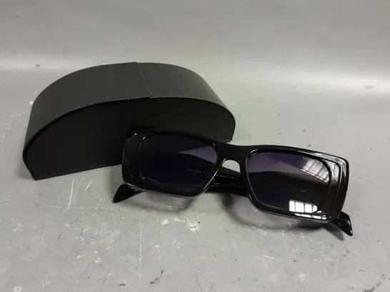 PRADA 386 BLACK FRAME SUNGLASSES 