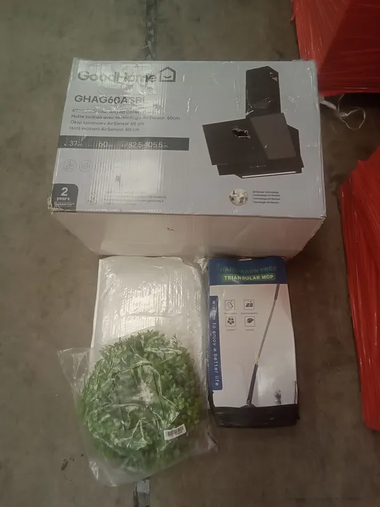 PALLET OF ASSORTED ITEMS INCLUDING GOODHOME AIR SENOR, TRIANGULAR MOP, TOILET SEAT, LEAF GARLAND 