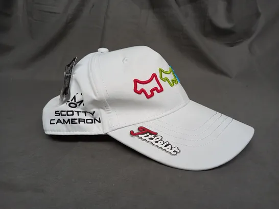 TITLEIST SCOTTY CAMERON WHITE GOLF CAP