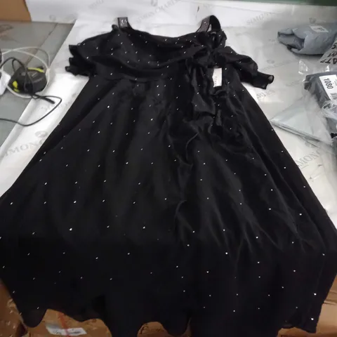 BLACK SPARICE STRAPPED DRESS SIZE 14