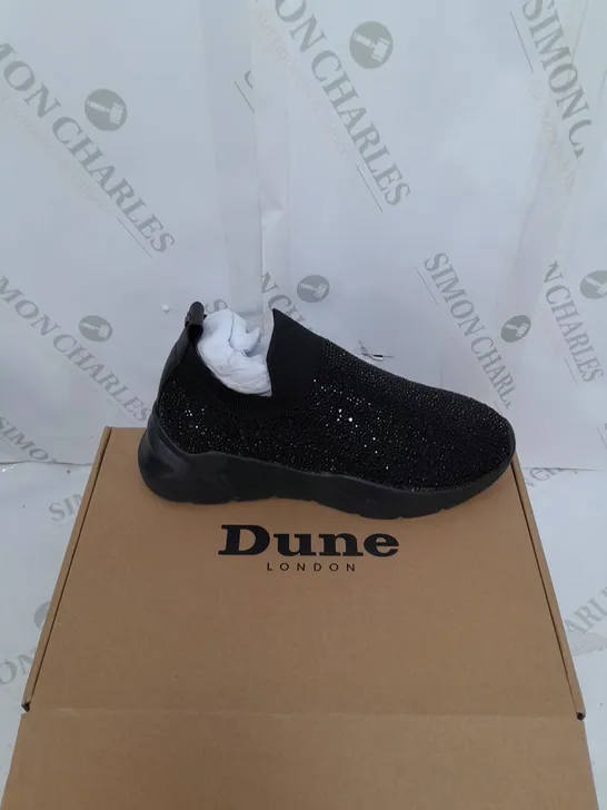 BOXED PAIR OF DUNE LONDON ELIXIR SPORT SHOES IN BLACK SIZE 3