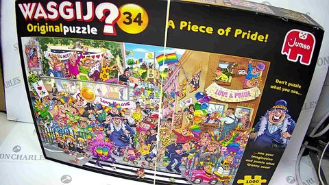 4 ASSORTED JIGSAWS TO INCLUDE; THE VILLAGE GREEN, THE CHRISTMAS CAROUSEL,WASGU CONE-GESTION AND WASGU A PIECE OF PRIDE