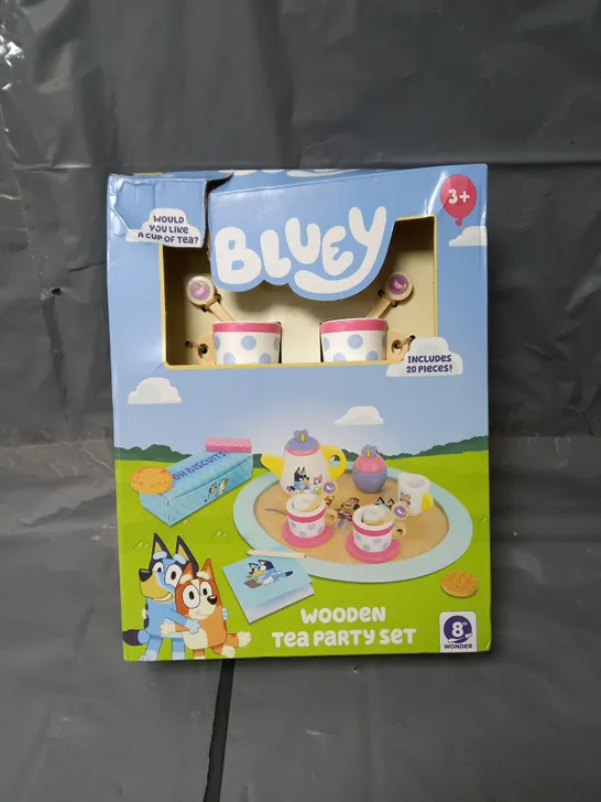 BLUEY TEA PARTY SET