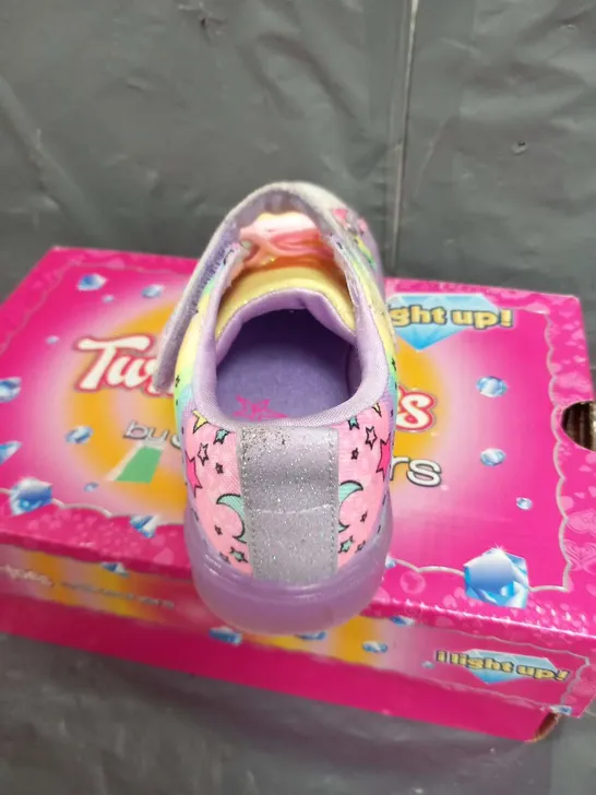 BOXED SKETCHERS TWINKLE-TOES I LIGHT UP LILAC FABRIC SNEAKERS SIZE KIDS 9.5