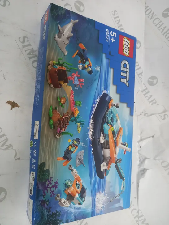 LEGO 60377 DIVING BOAT