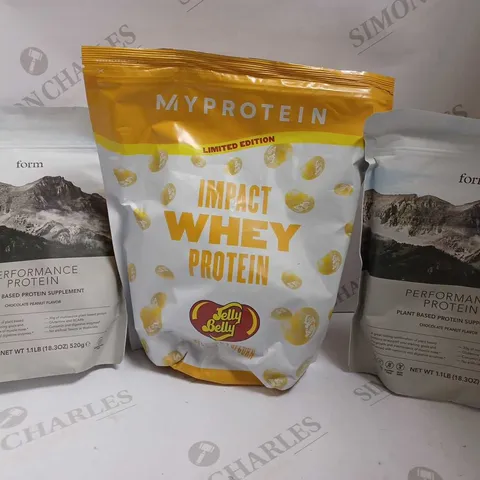 BOX OF APPROX 6 ITEMS TO INCLUDE MYPROTEIN IMPACT WHEY PROTEIN AND FORM PERFORMANCE PROTEIN