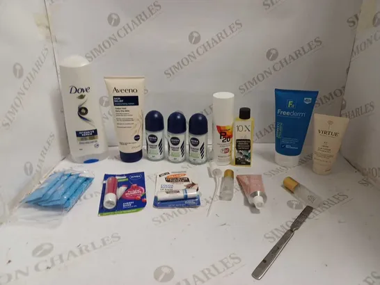 LOT OF APPROXIMATELY 20 ASSORTED COSMETIC GOODS TO INCLUDE: BOOTS ORGANIC COTTON TIPS, ORIGINS GINZING, AND NEALS YARD AROMATIC FOAMING BATH ETC.